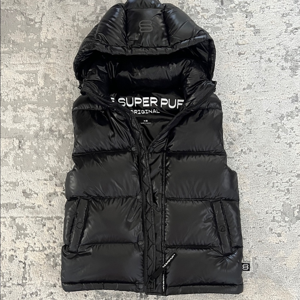 Aritzia The Super Puff Vest - Hi-Gloss Black